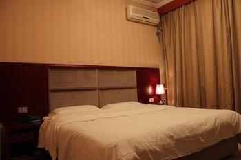 Dongfang Hotel Harbin Buitenkant foto