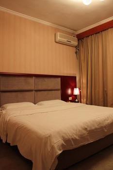 Dongfang Hotel Harbin Buitenkant foto