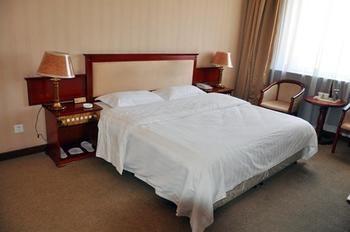 Dongfang Hotel Harbin Buitenkant foto